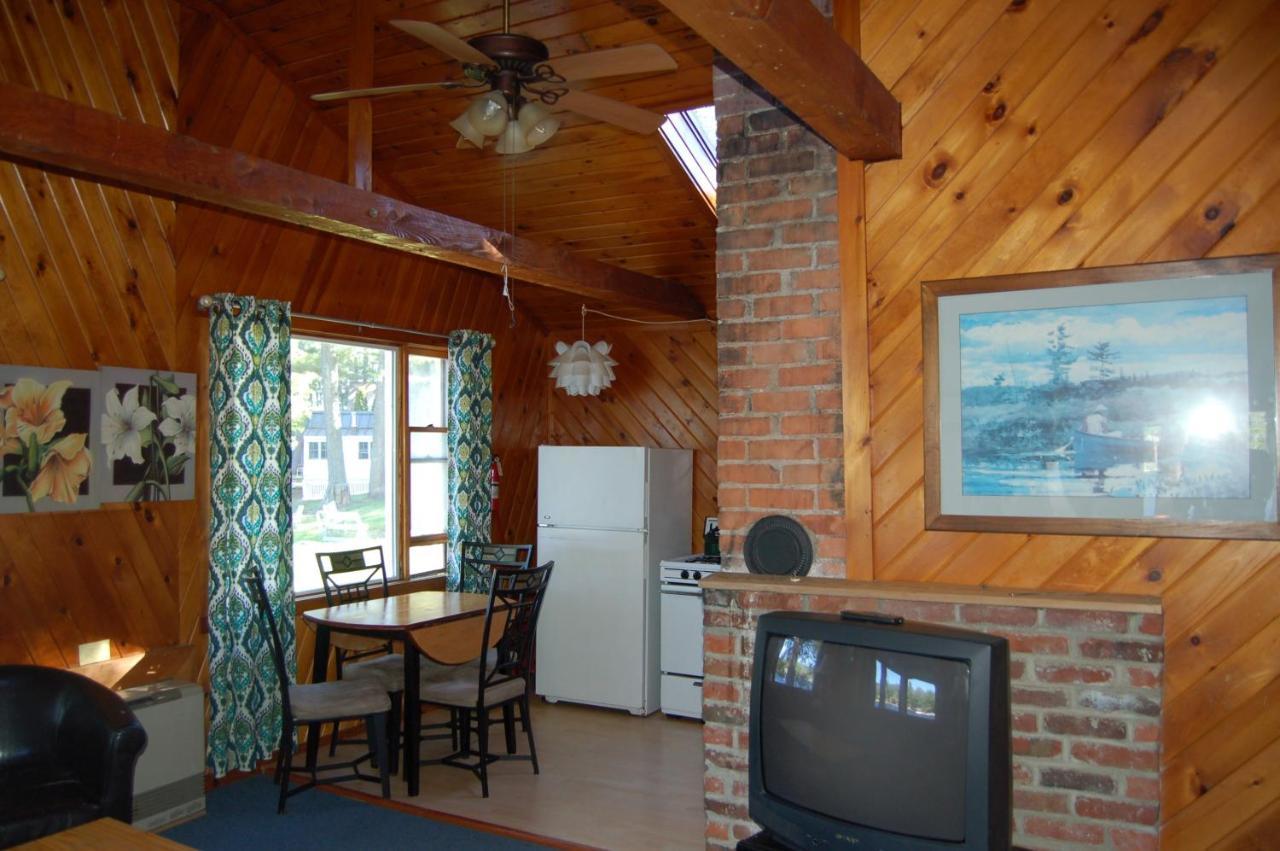 Sebago Lake Lodge&Cottages North Windham Buitenkant foto
